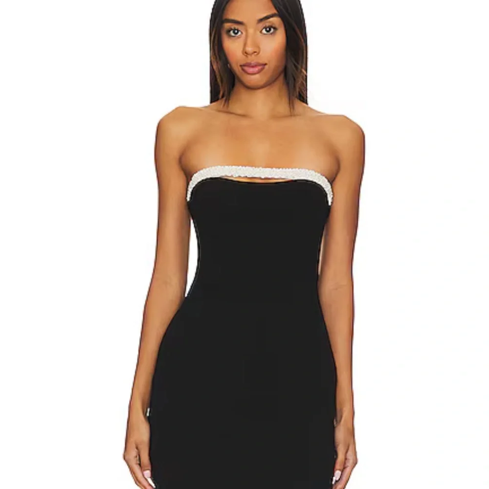 Nookie Nouveau Gown in Black - Picture 2 of 10